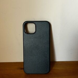 Black otterbox iphone 14 plus